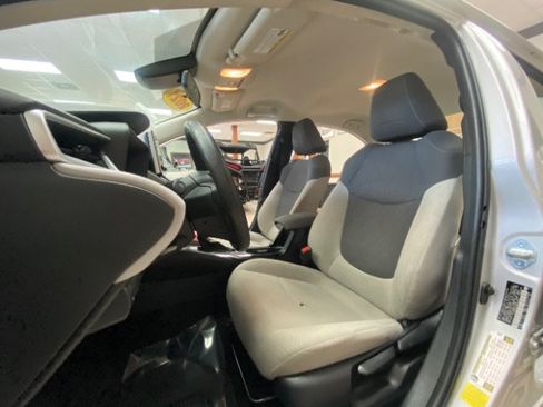 Used 2021 Toyota Corolla LE FWD image 14