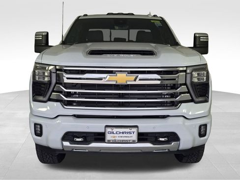New 2026 Chevrolet Silverado 2500 High Country w/ High Country Premium Package AWD/4WD image 2