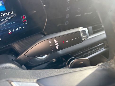 Used 2025 Chevrolet Equinox LT image 41