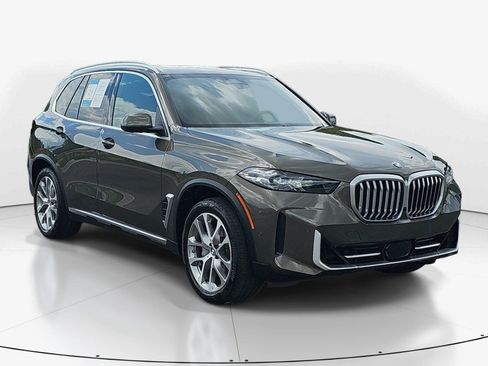 Used 2024 BMW X5 xDrive40i AWD/4WD image 2