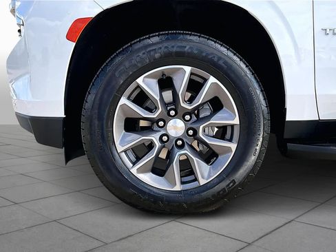 Used 2023 Chevrolet Tahoe LT w/ LT Signature Package image 10