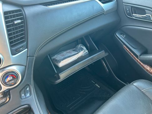 Used 2016 Chevrolet Tahoe LTZ RWD image 31
