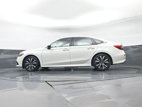 Certified 2024 Honda Civic EX image 34