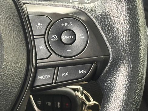 Used 2024 Toyota Corolla LE FWD image 17