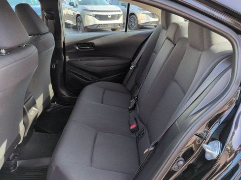 Used 2025 Toyota Corolla LE FWD image 12