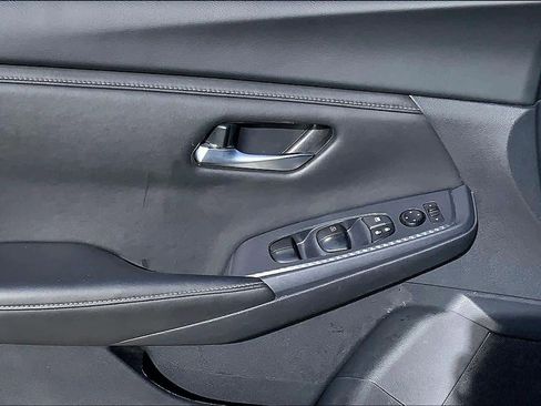 Used 2024 Nissan Sentra SV w/ All-Weather Package image 20