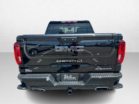 Used 2023 GMC Sierra 1500 Denali Ultimate AWD/4WD image 6