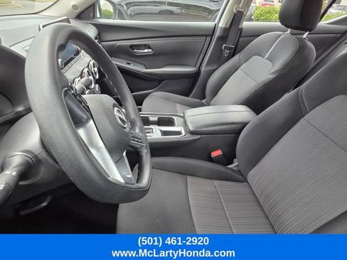 Used 2025 Nissan Sentra SV FWD image 11