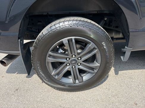 Used 2022 Ford F150 Lariat AWD/4WD image 32
