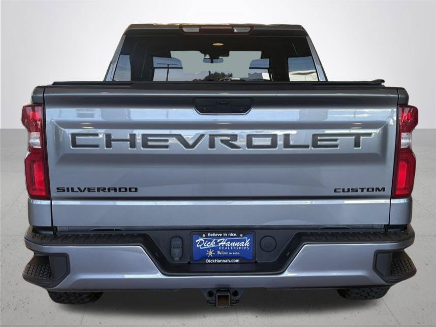 Used 2021 Chevrolet Silverado 1500 Custom w/ LPO, Dark Essentials Package AWD/4WD image 8