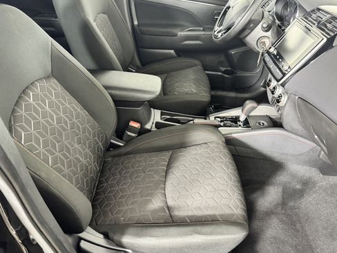 Used 2024 Mitsubishi Outlander Sport Trail Edition 2.0 AWC image 8