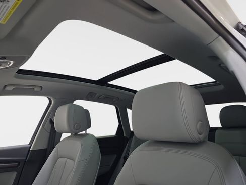 Used 2023 Audi Q5 2.0T Premium w/ Convenience Package image 31