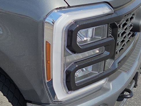 New 2026 Ford F350 Lariat w/ Black Appearance Package AWD/4WD image 9