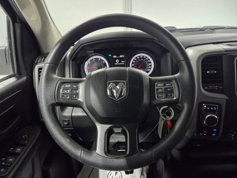 Used 2022 RAM 1500 Tradesman w/ Chrome Appearance Group AWD/4WD image 14