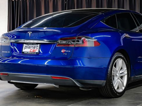 Used 2016 Tesla Model S 70 image 12