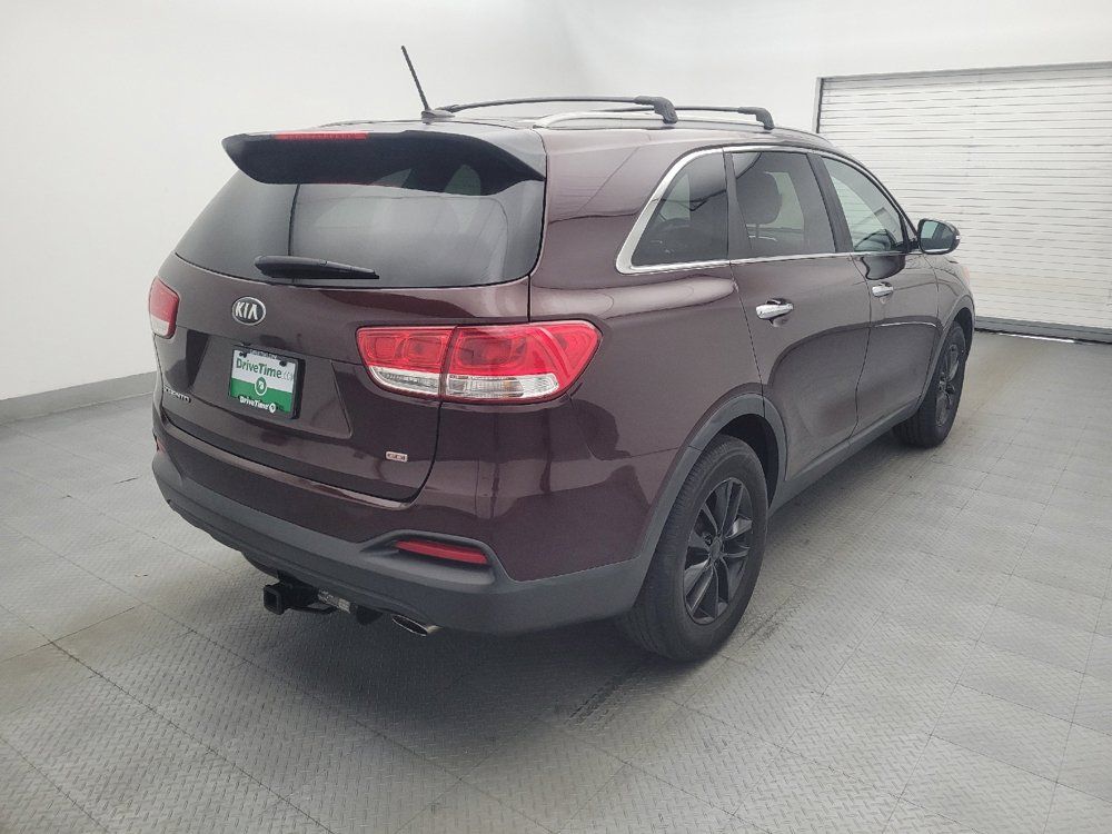 Used 2016 Kia Sorento FWD image 9