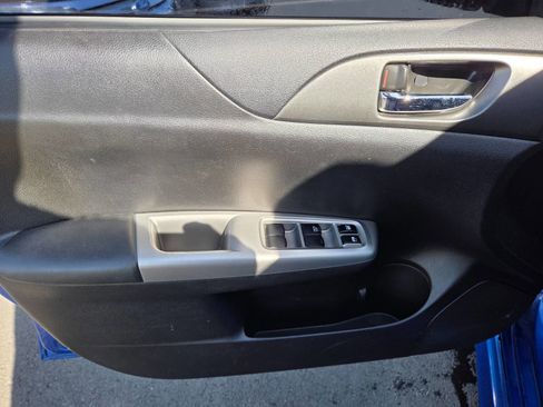 Used 2010 Subaru Impreza WRX Premium image 7