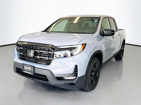 New 2026 Honda Ridgeline Black Edition image 4
