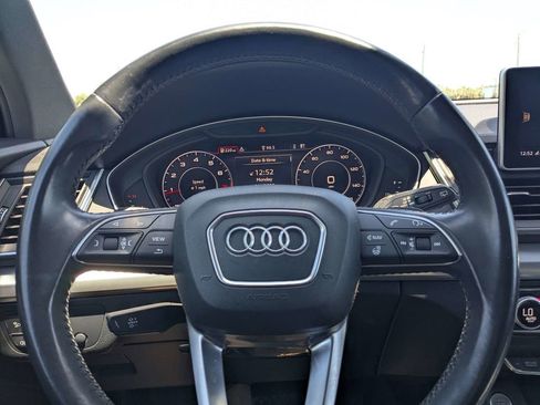 Used 2020 Audi Q5 2.0T Titanium Premium Plus AWD/4WD image 22