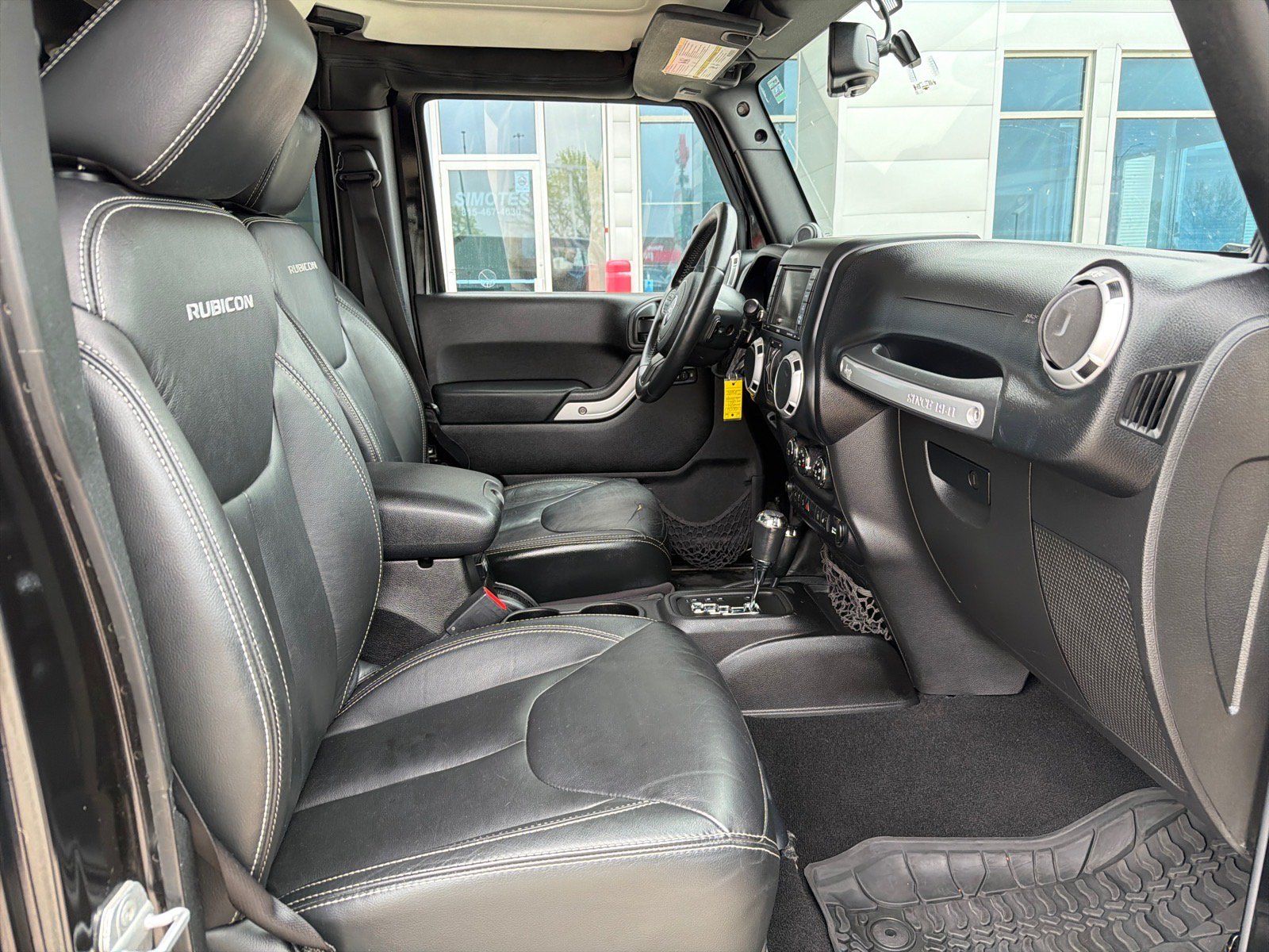 Used 2014 Jeep Wrangler Unlimited Rubicon w/ Connectivity Group AWD/4WD image 23