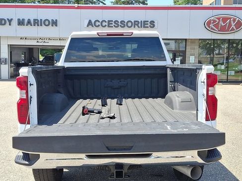 Used 2023 Chevrolet Silverado 2500 LT AWD/4WD image 23