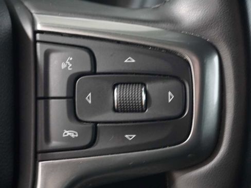 Used 2023 Chevrolet Suburban LT image 27