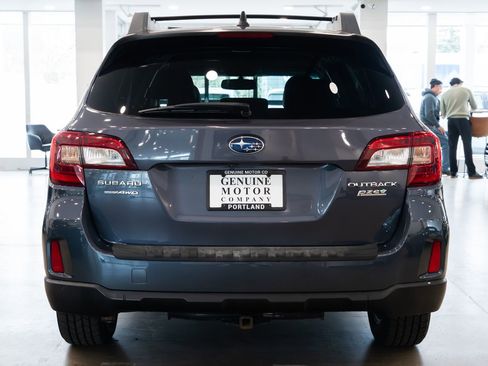 Used 2016 Subaru Outback 2.5i Limited w/ Popular Package #4 image 5