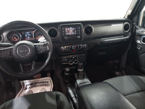 Used 2021 Jeep Wrangler Unlimited Sport AWD/4WD image 9