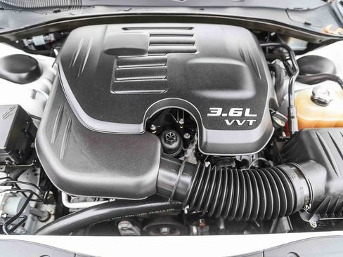 Used 2019 Dodge Charger SXT image 25