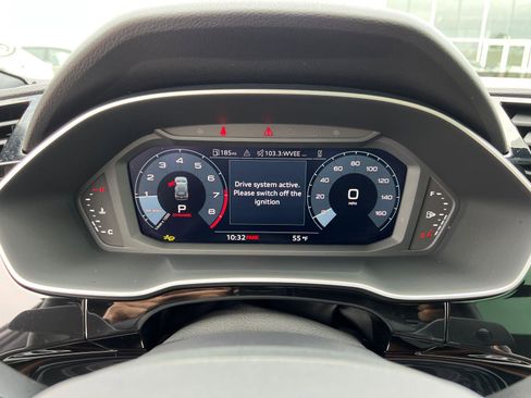 Certified 2025 Audi Q3 2.0T Premium w/ Convenience Package AWD/4WD image 27