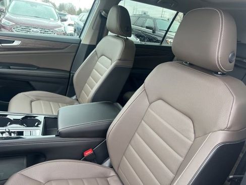 New 2026 Volkswagen Atlas SEL image 7