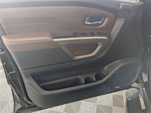 Used 2023 Nissan Titan Platinum Reserve w/ Moonroof Package image 10