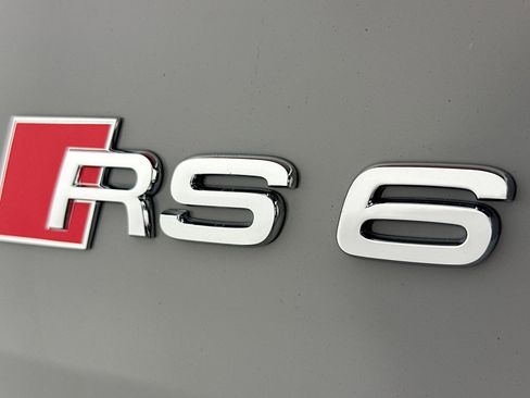 New 2026 Audi RS 6 performance image 10