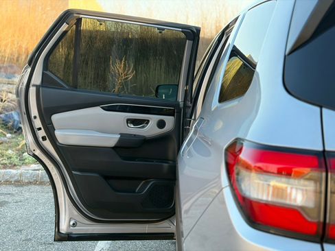 Used 2023 Honda Pilot EX-L image 13