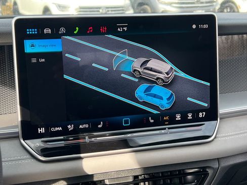 New 2026 Volkswagen Tiguan SE R-Line AWD/4WD image 23