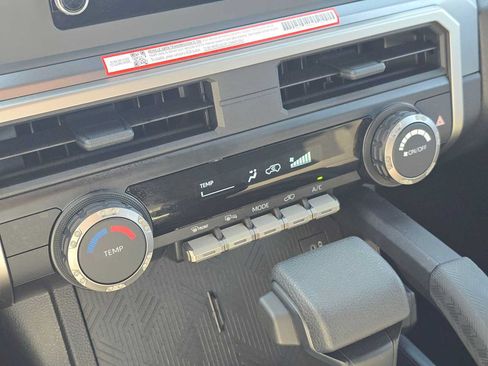 Certified 2026 Toyota 4Runner SR5 AWD/4WD image 35