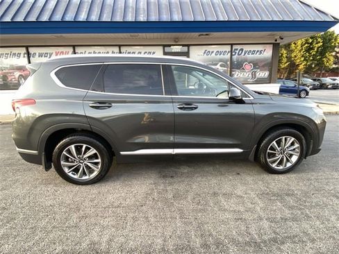 Used 2019 Hyundai Santa Fe SEL image 8