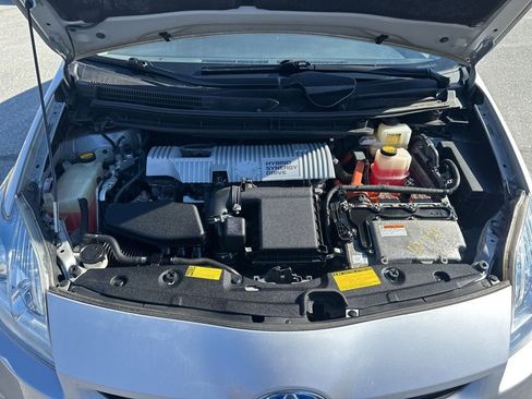 Used 2011 Toyota Prius Two image 29
