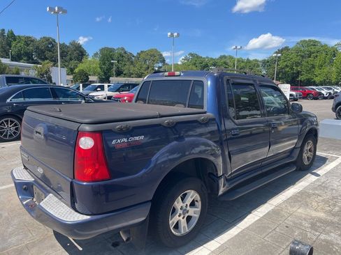 Used 2005 Ford Explorer Sport Trac XLT RWD image 4