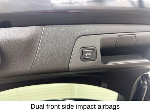 Used 2024 Buick Envision Avenir AWD/4WD image 32