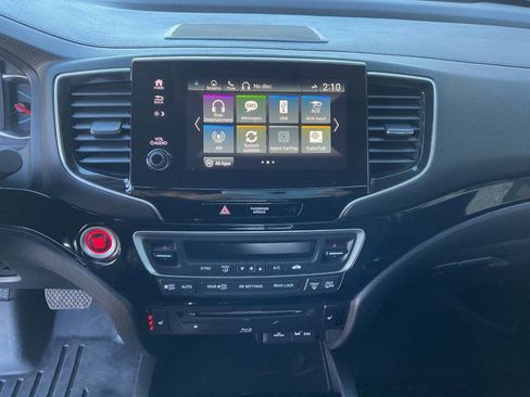 Used 2020 Honda Pilot Touring image 21