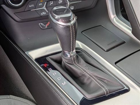 Used 2018 Chevrolet Corvette Stingray Coupe w/ 1LT RWD image 12