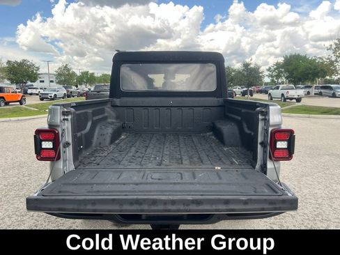 Used 2021 Jeep Gladiator Mojave w/ Dual Top Group AWD/4WD image 8