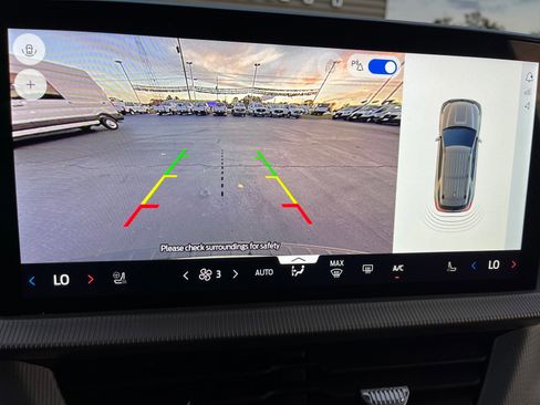 New 2026 Ford Explorer Active w/ Active Comfort Package image 19