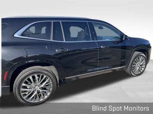 Used 2026 Buick Enclave Avenir w/ Super Cruise Package FWD image 10