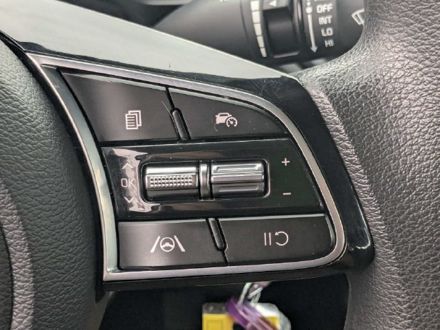 Certified 2023 Kia Forte LXS w/ LXS Technology Package FWD image 24