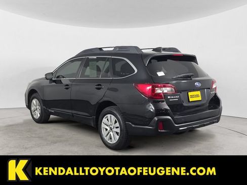 Used 2018 Subaru Outback 2.5i Premium AWD/4WD image 7