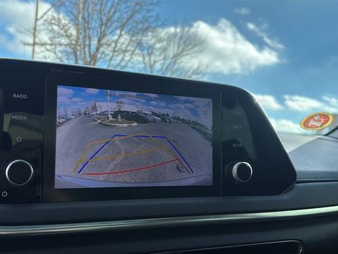 Used 2022 Hyundai Sonata SEL w/ Convenience Package image 22