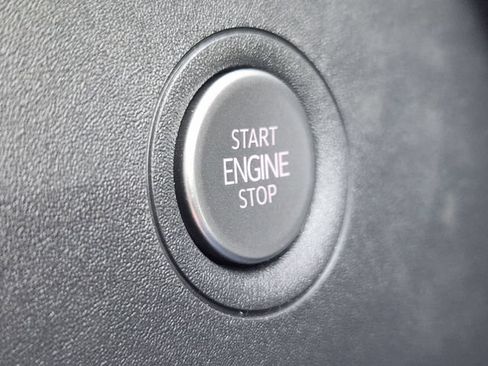 New 2026 Volkswagen ID.4 Pro AWD/4WD image 20