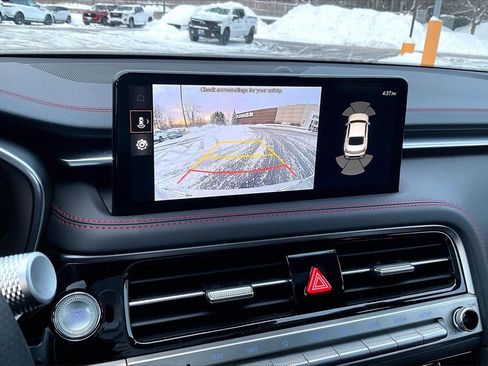 Used 2025 Genesis G70 2.5T w/ Sport Prestige Package image 14